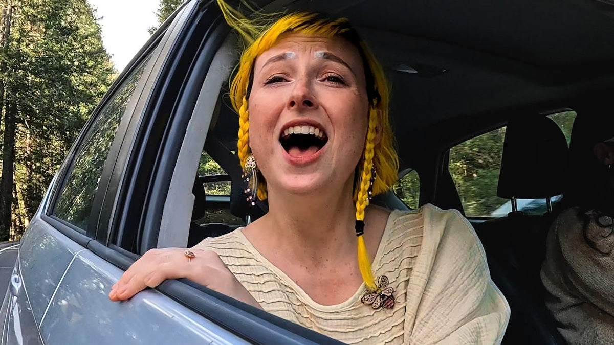 Tessa Violet | Tessa Violet